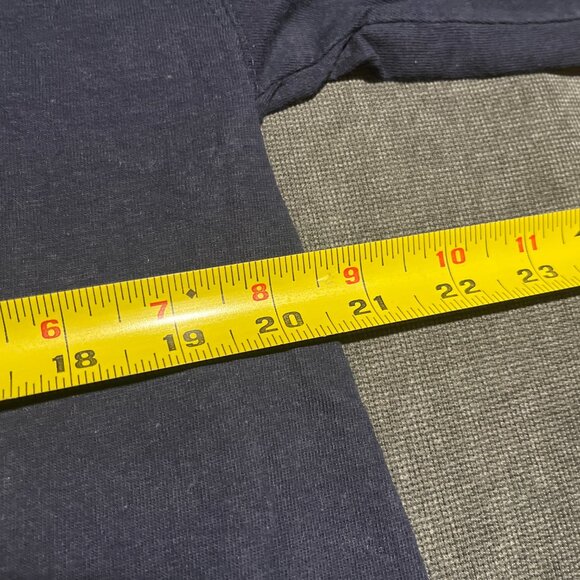 CGW Canada Maple Leaf T (M) - Picture 4 of 5